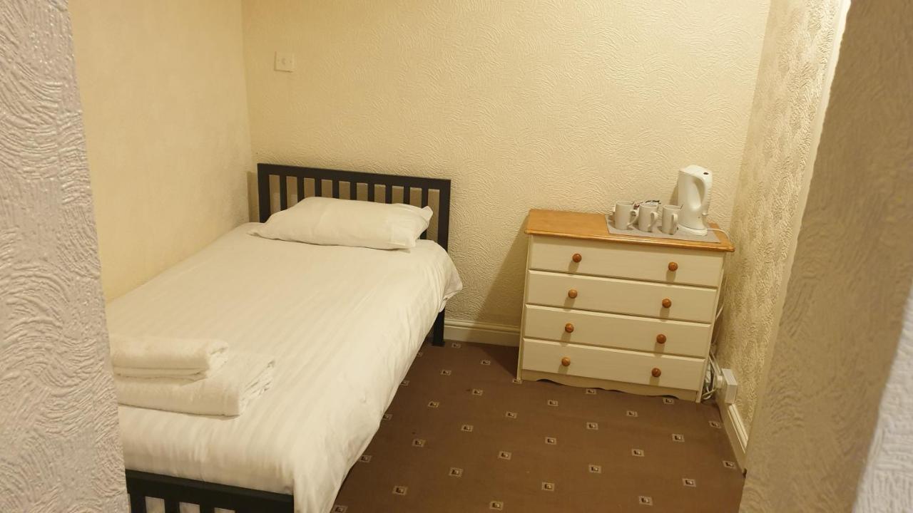Hotel242 Blackpool Extérieur photo